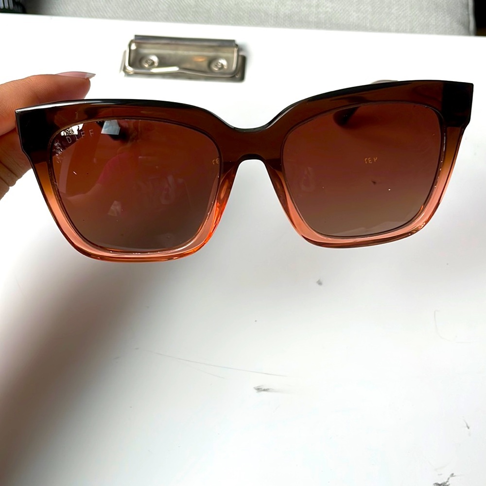 Diff Eyewear Bella Polarized Sunglasses